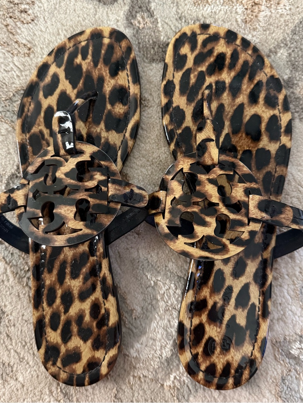 Tory Burch Leopard Miller Sandals size 9 women’s patent leather - Picture 2 of 8